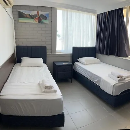 Grand Garden Hotel *